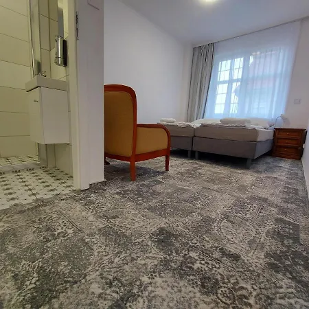 Kamienica1924 Apart Otel Szczecinek
